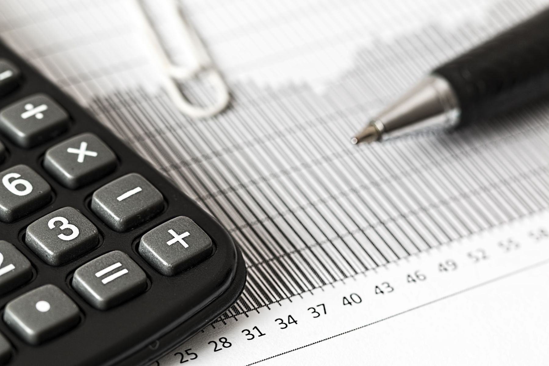 Trade records and analysis materials representing tariff margin review